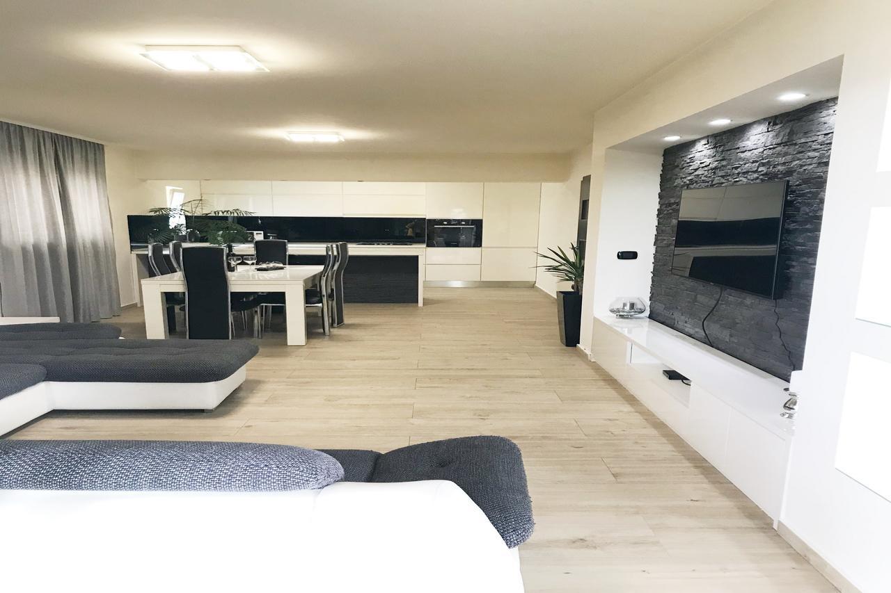 Apartments Villa Stivan ソリン エクステリア 写真
